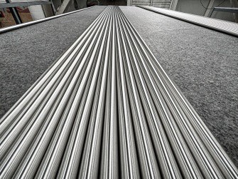 Ogo Titanium Bar na ụkpụrụ